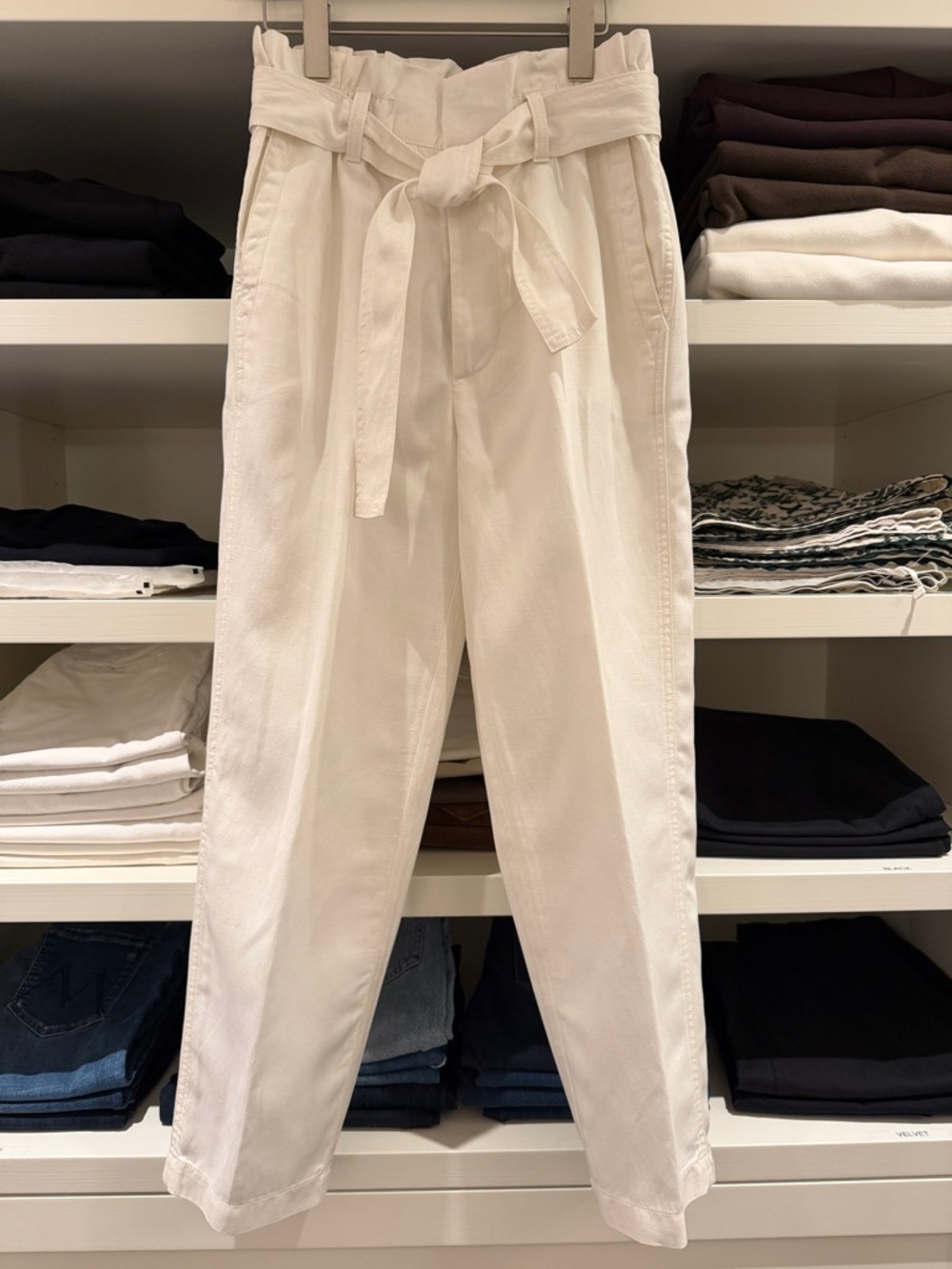 Banana Republic White Paperbag Waist Trousers with Tie Belt